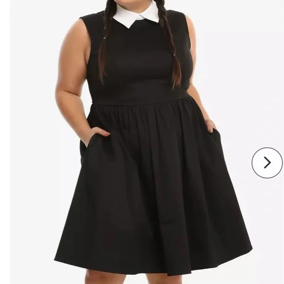 plus size black dress with white collar One Shoulder Black Maxi Dress main image 1